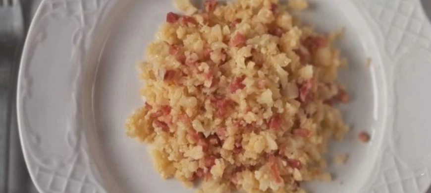 Migas de coliflor con jamón