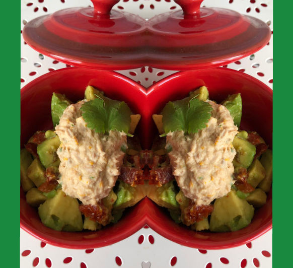 Tartar de aguacate y tomates secos con mousse de atún con Thermomix® desde Majadahonda en Madrid