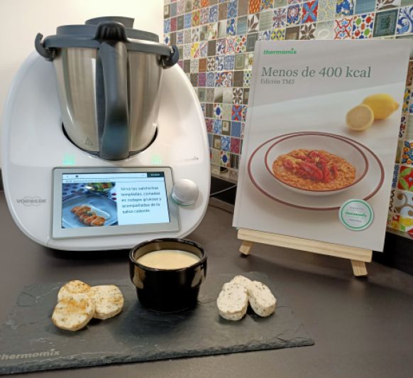 Salchichas de pollo al parmesano