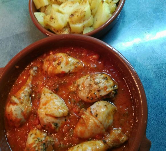 Menu completo de Pisto con Muslos de Pollo y Patatitas al vapor